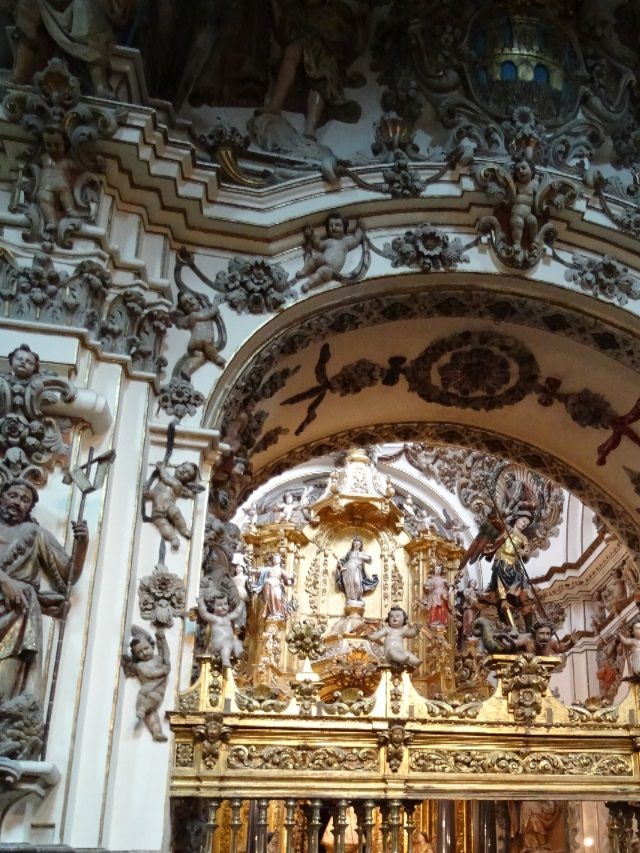 Altar lateral 