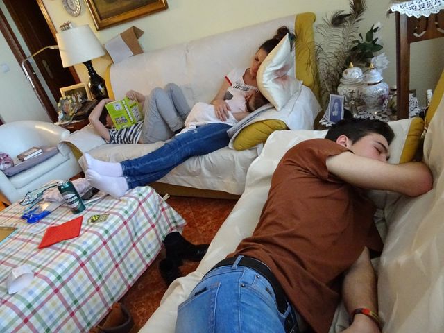 Algunos estaban derrotados...y otro leyendo